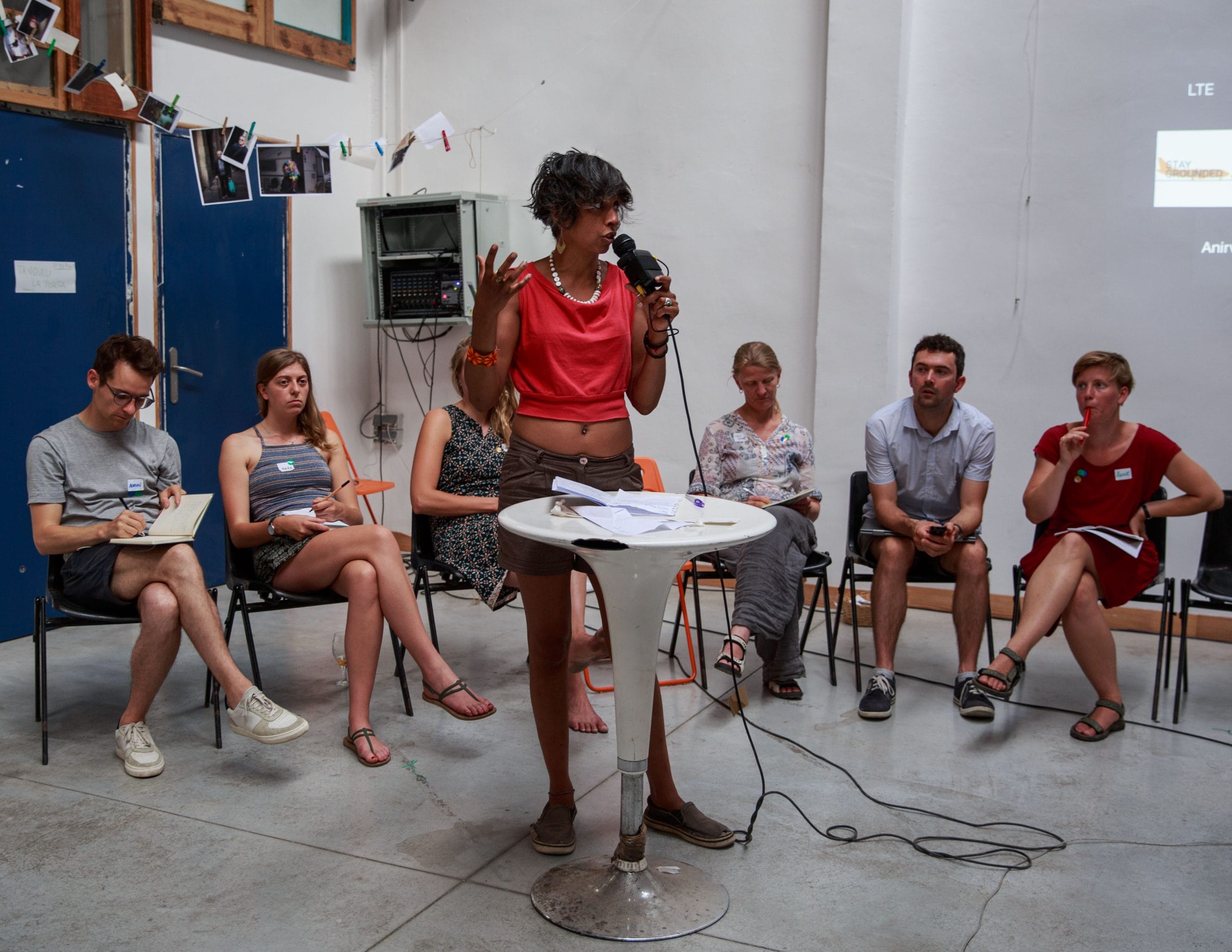 Sheila spricht auf der Degrowth of Avation Conference 2019, @Christine Tyler / Stay Grounded