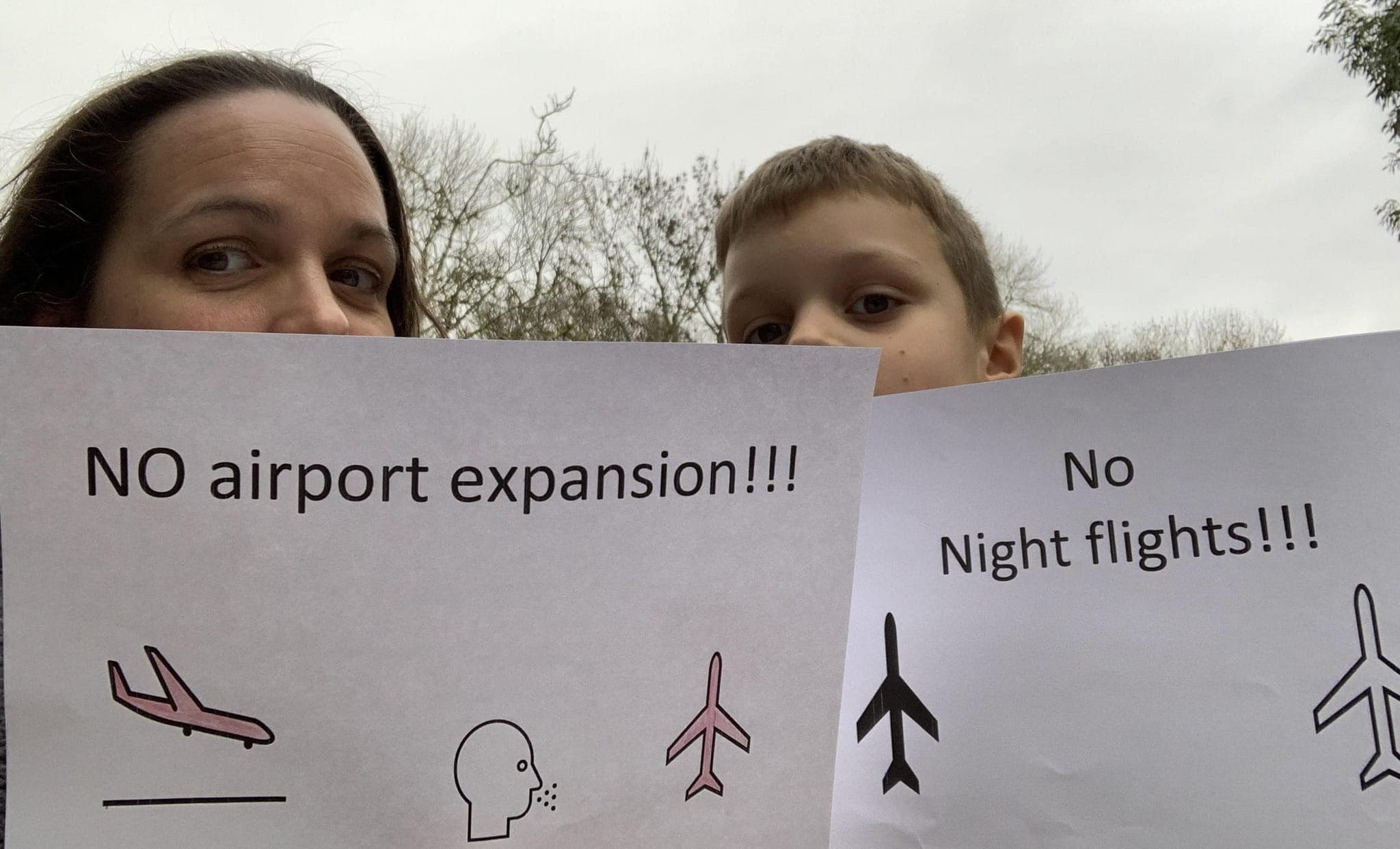 Action on the international day for the ban of night flights in Gatwick.
