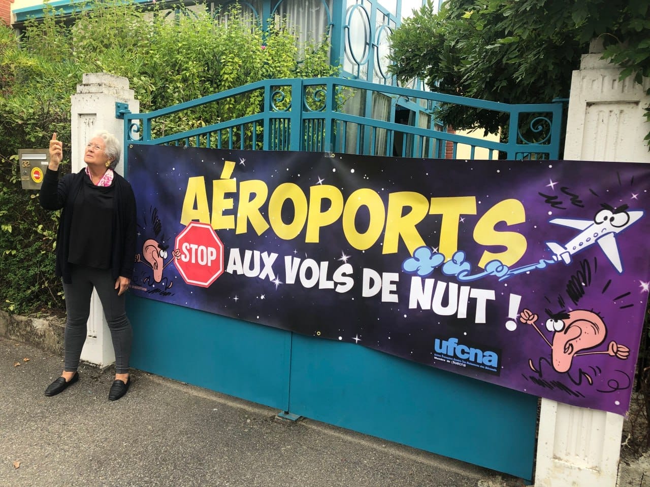 Action on the international day for the ban of night flights in Toulouse.