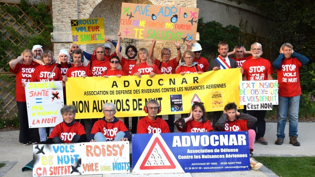 Action on the international day for the ban of night flights in Paris.